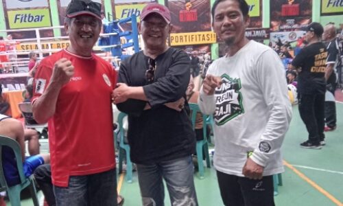 Kejuaraan Tinju Amatir “Boxing Van Java” Tasikmalaya 2026 Sukses Digelar di GOR Sukapura, Dihadiri Legenda Tinju Jabar 11