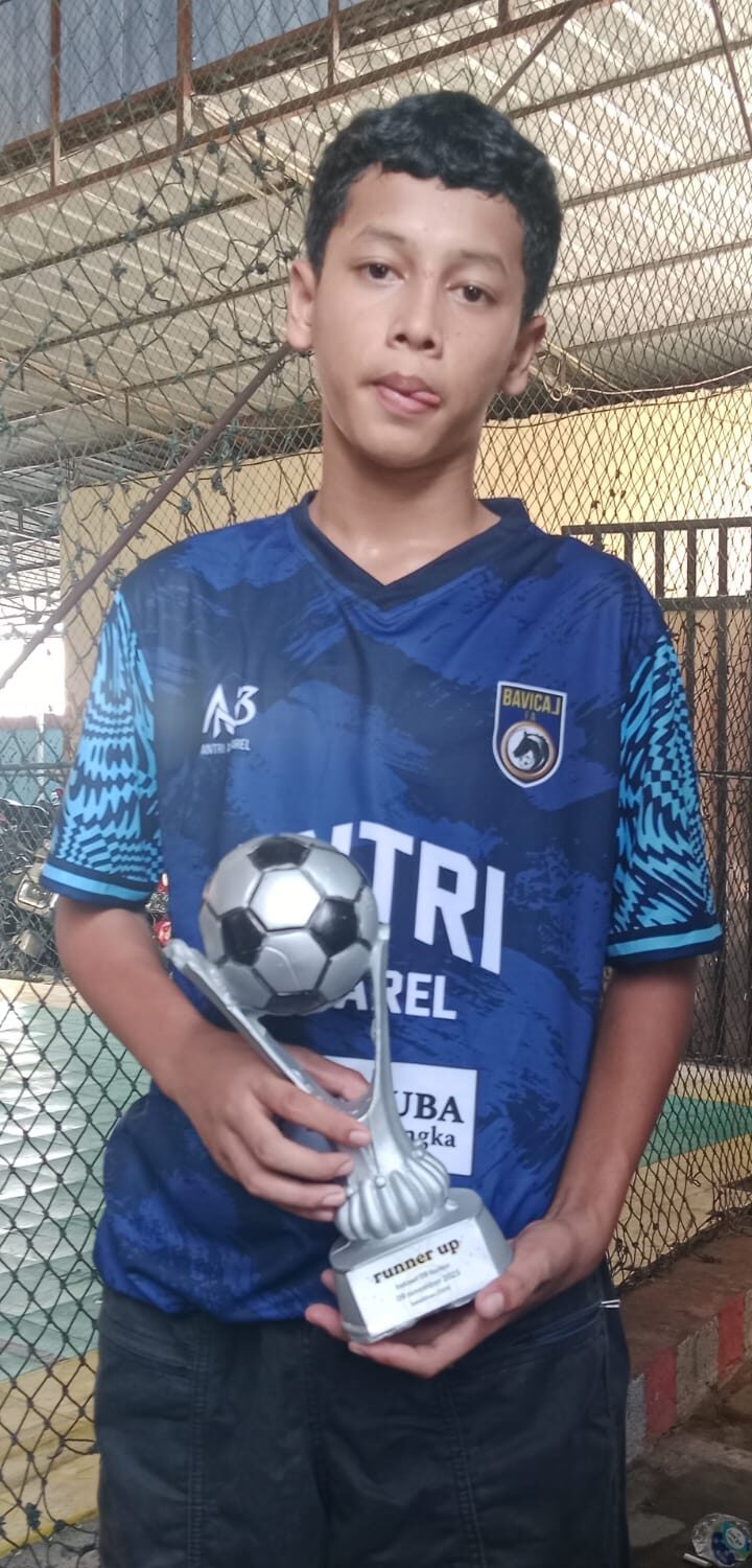 Dari Lapangan Kampung ke Sekolah Sepak Bola: Fadliansyah Tunjukkan Bakat Gemilang di Usia 15 Tahun 2
