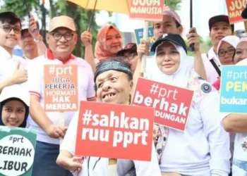 DPR sahkan Undang-Undang Perlindungan Pekerja Rumah Tangga – 'Ini perjuangan perempuan selama 22 tahun' 16
