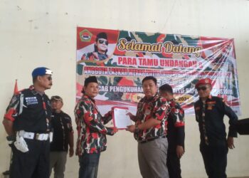 Carmin Resmi Pimpin Marcab LMPI Indramayu, Terima SK Langsung dari Ketua MADA Jabar 19