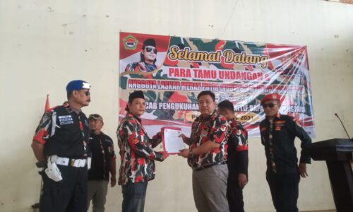 Carmin Resmi Pimpin Marcab LMPI Indramayu, Terima SK Langsung dari Ketua MADA Jabar 11