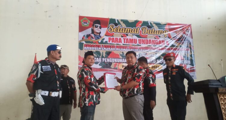 Carmin Resmi Pimpin Marcab LMPI Indramayu, Terima SK Langsung dari Ketua MADA Jabar 2