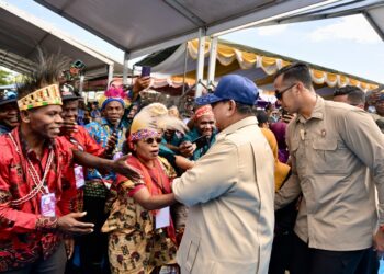 Panglima TNI Dampingi Presiden RI Hadiri Puncak PENAS Petani dan Nelayan XVII Tahun 2026 di Gorontalo 18