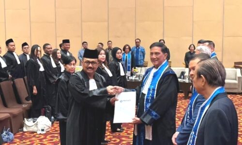 Brigjen Pol. (P) Dr. Bambang Pristiwanto, S.H., M.M., Wakili Penerimaan SK dan Resmi Disumpah sebagai Advokat PERADI di Yogyakarta 8