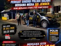 Polsek Kalisat Perkuat Sinergi Bersama Media SBI Jember, Patroli Malam Intensif Demi Menjaga Stabilitas Kamtibmas 11