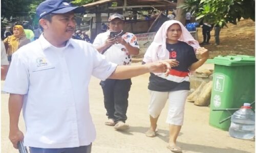 Warga Penjaringan Antusias Terima Bantuan Sembako Presiden RI, Dewan Kota: Momentum yang Tepat 7