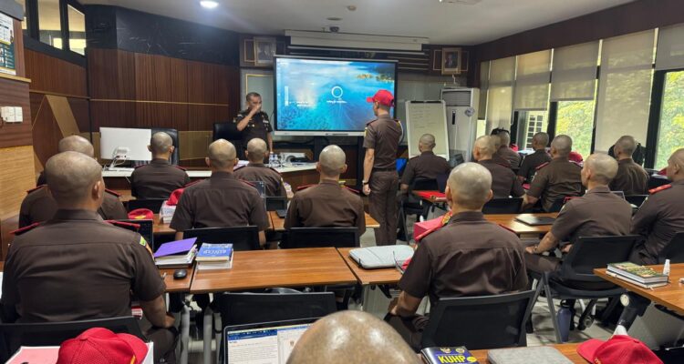 Jaksa Ahli Utama Dr Fri Hartono Berikan Pembekalan Kepada Calon Jaksa Angkatan LXXXIII Gelombang II 2
