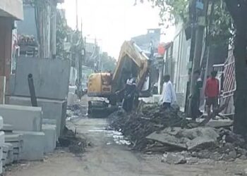 Petugas PAM Sebut Kinerja Kontraktor Sudin Perumahan Jakut Semberono 17