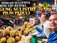 Di Tengah Sulitnya Mencari Rezeki, Agung Sulistio Pilih Peduli: Borong 5 Duren Pedagang di Alun-Alun Pemalang 11