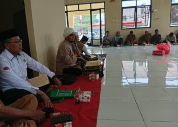 Pererat Silaturahmi Dengan Ulama, Kapolsek Pamarayan Hadiri Pengajian Ulama dan Umara Tingkat Kecamatan Bandung 19