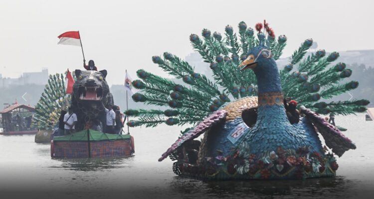 Festival Perahu Cilung Pamerkan Karya Seni Limbah Plastik 2