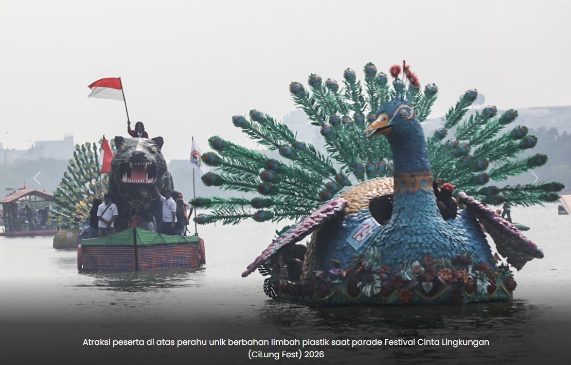 Festival Perahu Cilung Pamerkan Karya Seni Limbah Plastik 1 Festival Perahu Cilung Pamerkan Karya Seni Limbah Plastik 1